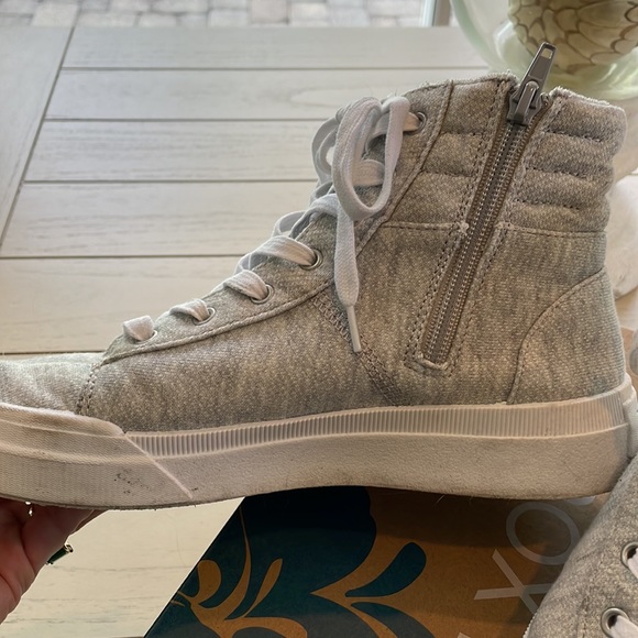 Roxy Rae high tops- Gry- size 9 - Picture 3 of 4